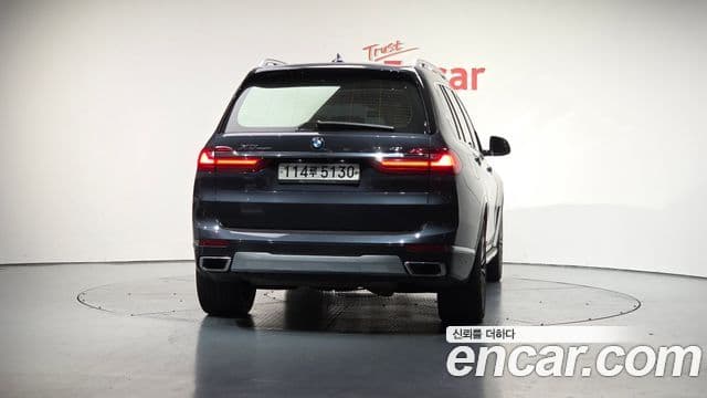 BMW X7 2020 — ფოტო 4/20