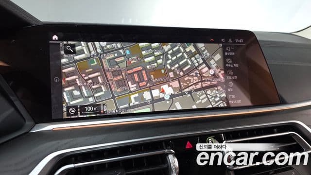 BMW X7 2020 — фото 14 из 20