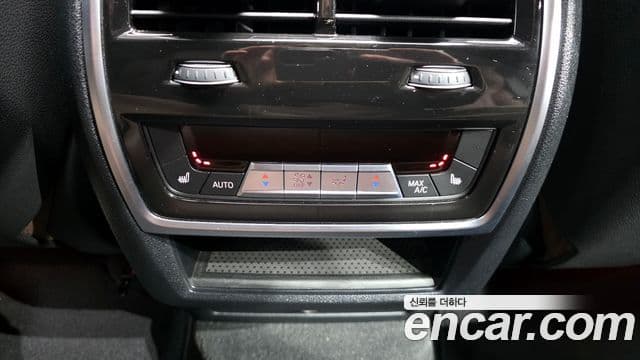 BMW X6 2023 — ფოტო 19/20