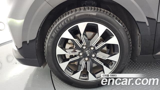 Kia Carnival 2020 — Фото 5/20