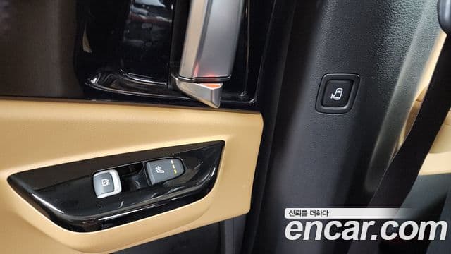 Kia Carnival 2020 — Фото 19/20