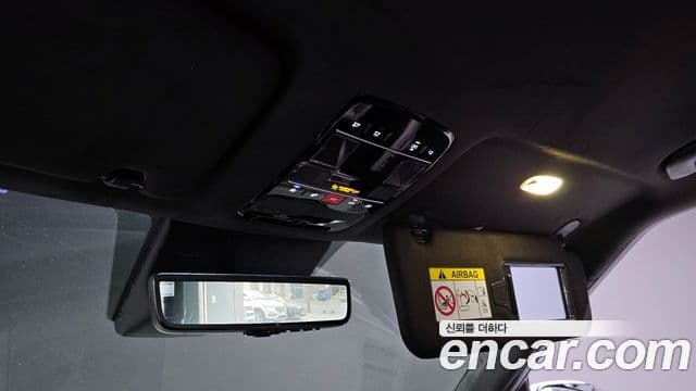 Hyundai Santa Fe 2023 — ფოტო 18/20