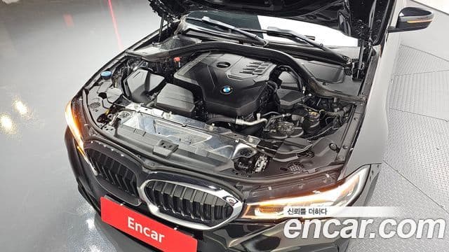 BMW 3 Series 2021 — фото 6 из 20