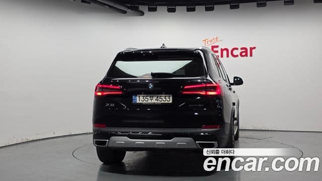 BMW X5 2022 — Photo 16/20