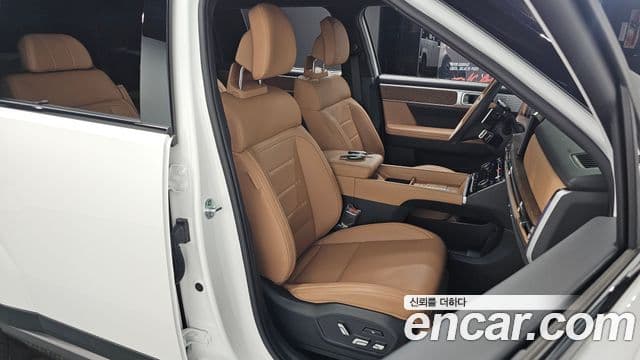 Hyundai Santa Fe 2023 — Фото 10/20
