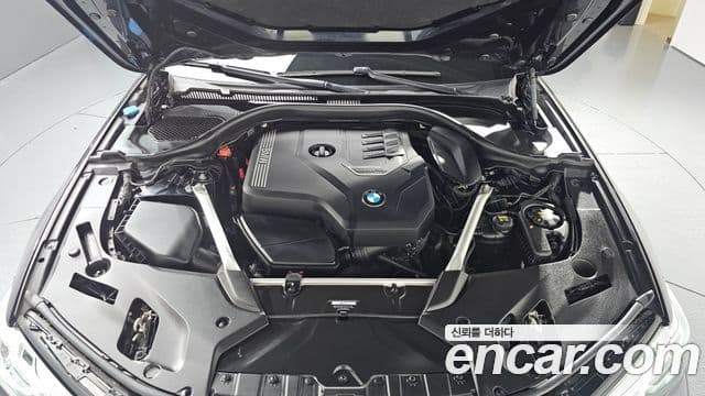 BMW 5 Series 2022 — Şəkil 6/20
