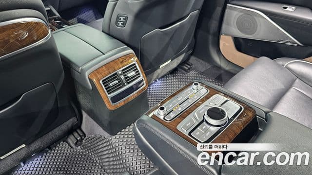 Kia The K9 2018 — Şəkil 17/20