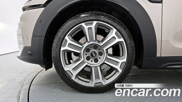 Mini Cooper S Countryman 2022 — ფოტო 5/20