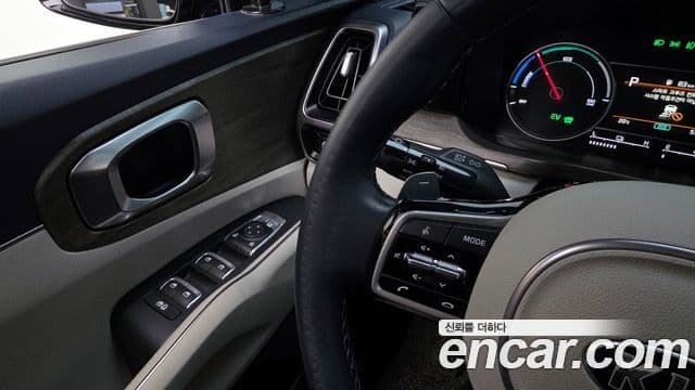Kia Sorento 2020 — ფოტო 17/20