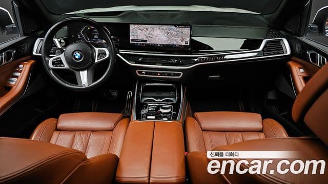 BMW X7 2023 — ფოტო 7/20