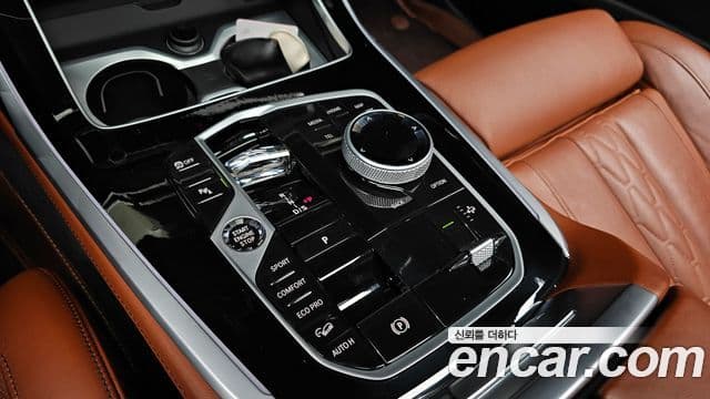 BMW X7 2023 — ფოტო 9/20