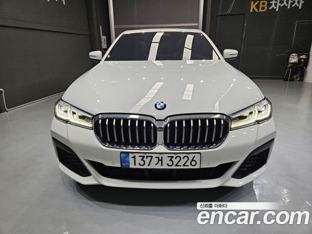 BMW 5 Series 2022 — Photo 15/20