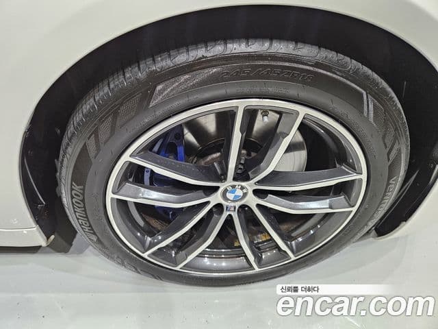 BMW 5 Series 2022 — Photo 6/20