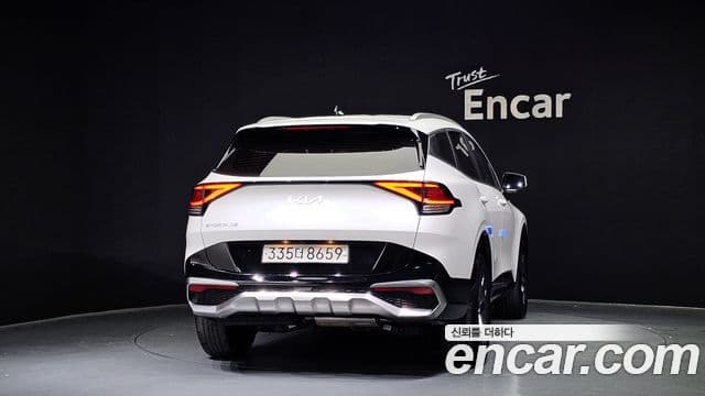 Kia Sportage 2021 — Фото 4/20
