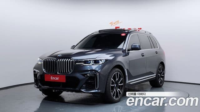BMW X7 2021 — Photo 4/20