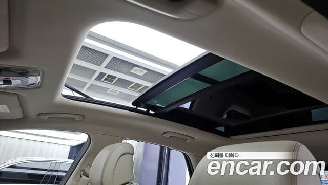 Genesis GV70 2024 — ფოტო 19/20