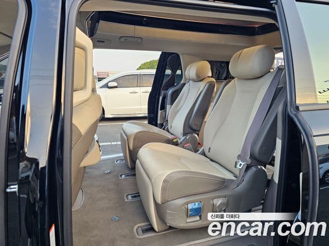 Kia Carnival 2024 — Photo 11/20