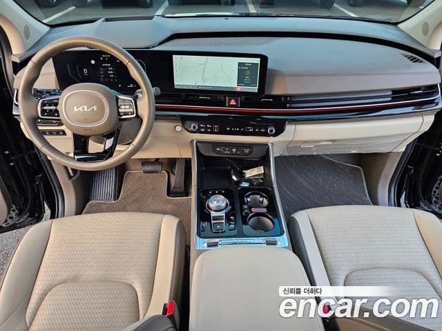 Kia Carnival 2024 — Photo 9/20