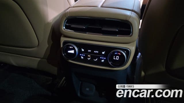 Genesis GV80 2021 — Şəkil 18/20