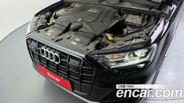 Audi Q7 2022 — Şəkil 6/20