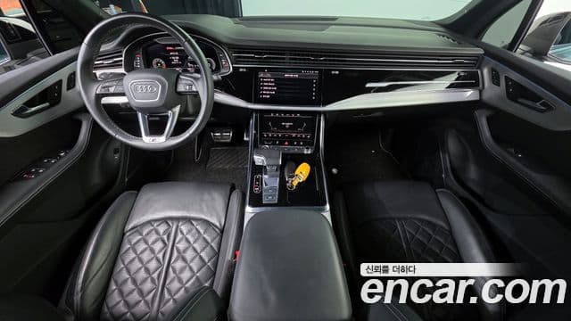 Audi Q7 2022 — Şəkil 7/20