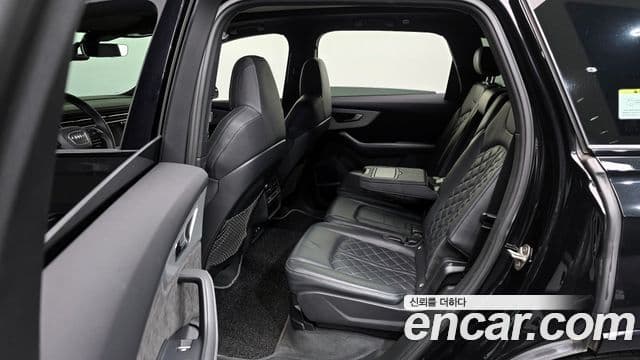 Audi Q7 2022 — Şəkil 20/20