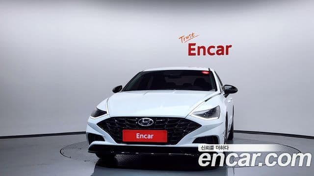 Hyundai Sonata 2021 — ფოტო 3/20