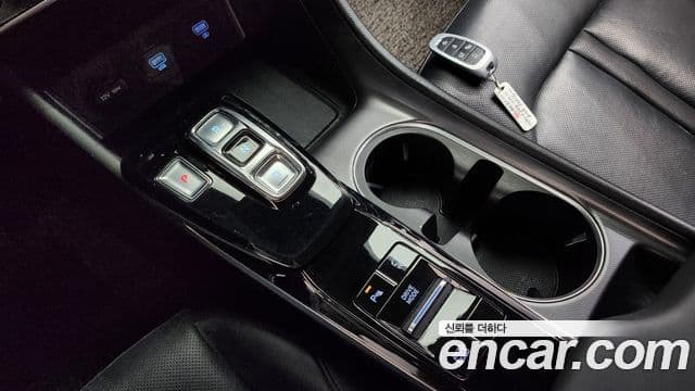 Hyundai Sonata 2021 — ფოტო 9/20