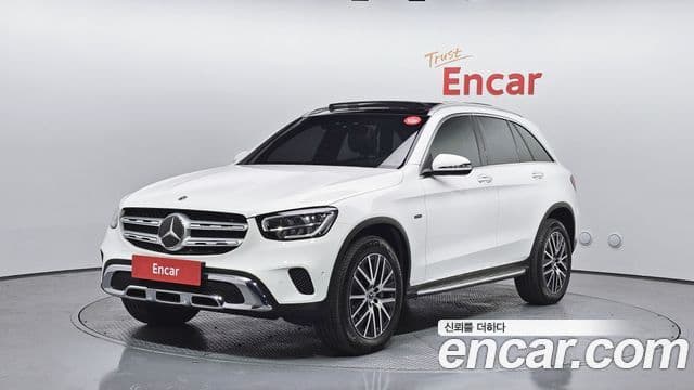 Mercedes-Benz GLC-Class 2021 — ფოტო 1/20