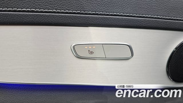 Mercedes-Benz GLC-Class 2021 — ფოტო 19/20