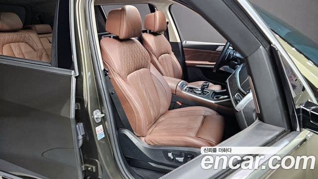 BMW X7 2022 — ფოტო 12/20