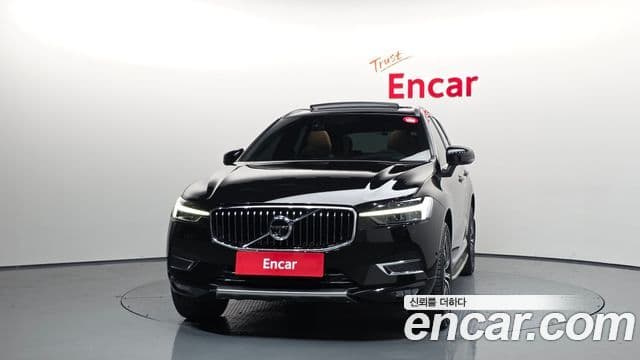 Volvo XC60 2021 — ფოტო 3/20