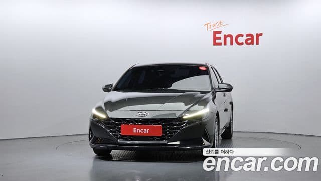 Hyundai The New Avante Hybrid 2020 — ფოტო 9/20