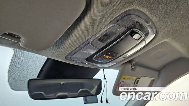 Hyundai The New Avante Hybrid 2020 — ფოტო 13/20