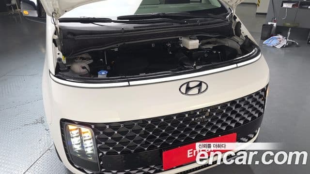 Hyundai Staria 2021 — ფოტო 6/20