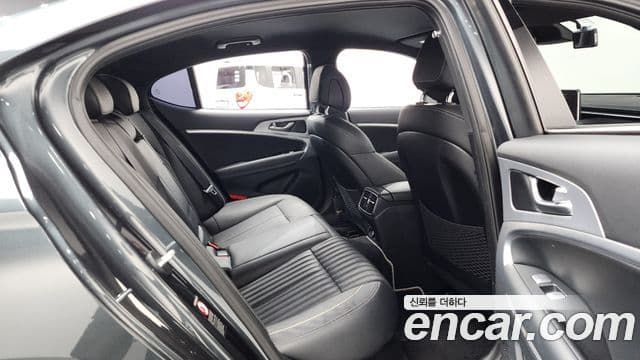 Genesis G70 2019 — Şəkil 12/20