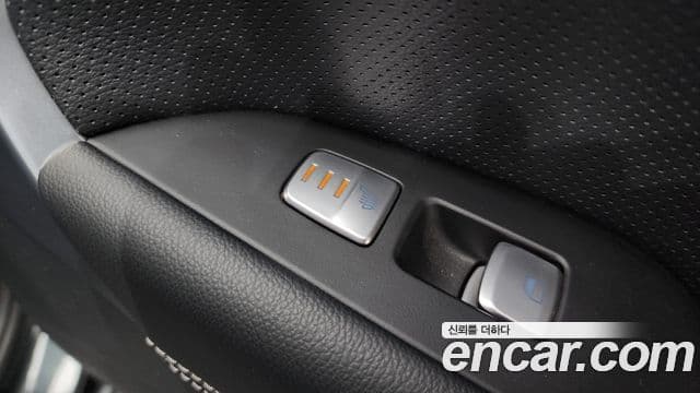 Genesis G70 2019 — Şəkil 19/20