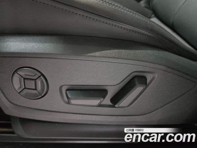 Audi Q3 2025 — Photo 2/20