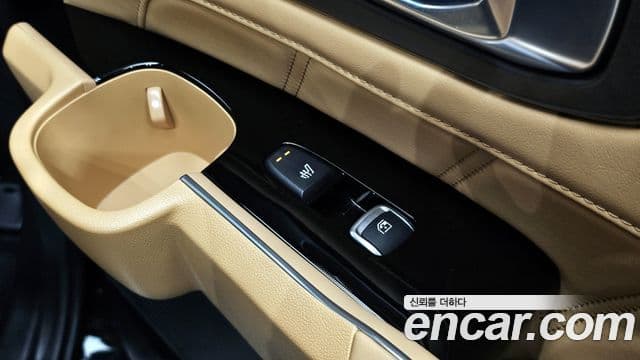 Kia Sorento 2023 — Şəkil 17/20