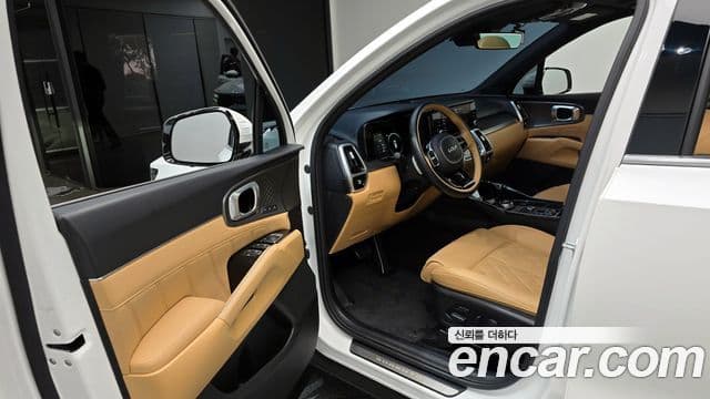 Kia Sorento 2021 — Фото 11/20