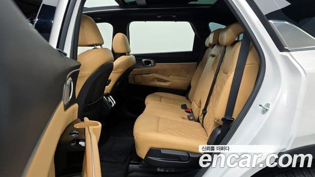 Kia Sorento 2021 — Фото 13/20