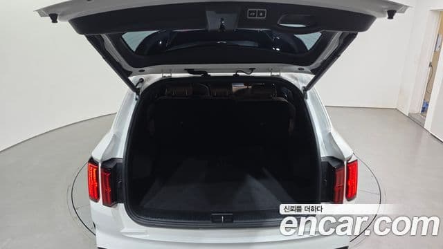 Kia Sorento 2021 — Фото 20/20