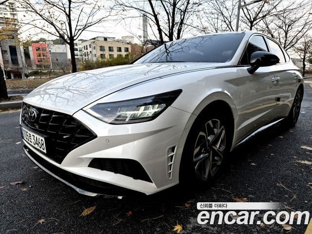 Hyundai Sonata 2021 — ფოტო 9/20