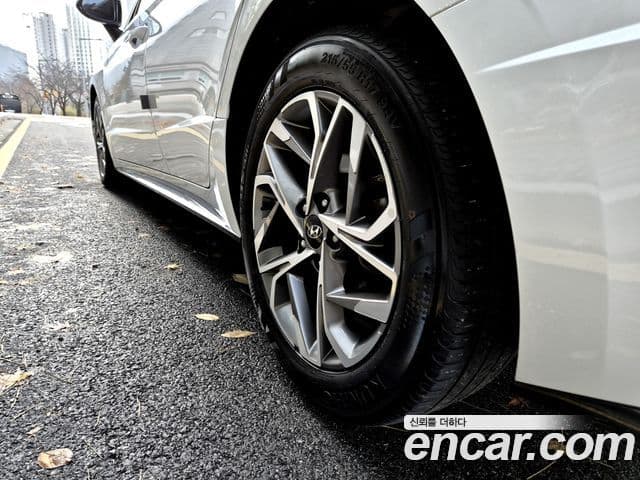 Hyundai Sonata 2021 — ფოტო 10/20