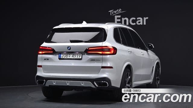 BMW X5 2022 — Photo 18/20