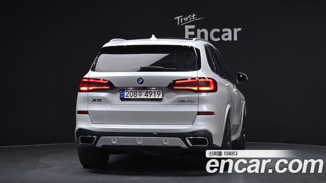 BMW X5 2022 — Photo 19/20