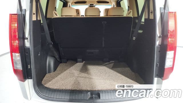 Hyundai Staria 2022 — Photo 19/20