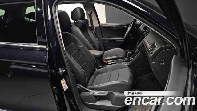 Volkswagen Tiguan Allspace 2022 — Şəkil 9/20