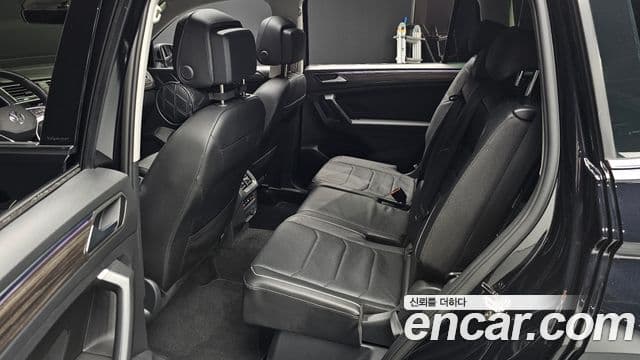 Volkswagen Tiguan Allspace 2022 — Şəkil 11/20