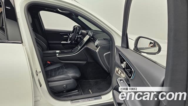Mercedes-Benz GLC-Class 2025 — Фото 10/20